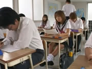 اليابانية الفصول الدراسية بحار طالب