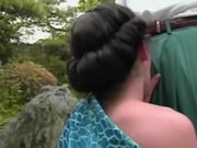 الكلاسيكية اليابانية -- كيمونو في الهواء الطلق الجنس عن طريق الفم